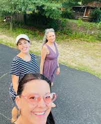 Dustin Martell's Instagram, Twitter & Facebook