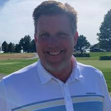 Zachary Custer's Instagram, Twitter & Facebook