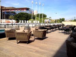 La Nouvelle Terrasse D Ete Du New Hotel Of Marseille Terrasse Hotel Vieux Port