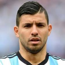 So far my 2nd favourite player, next to the great leo messi. 83 Kun Aguero Ideen Fussball Fussballfotografie Chelsea Kane