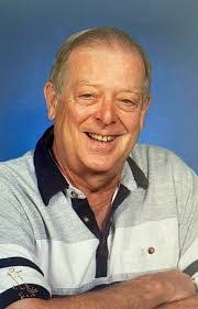 Tom Rettig's Instagram, Twitter & Facebook