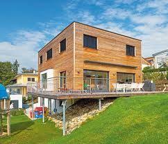 Image Result For Terrasse Auf Stelzen Am Hang Haus Hanglage Haus Bauen Baustil