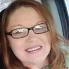 Julie Layman's Instagram, Twitter & Facebook