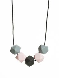 Imetyskoru Harmaa Rosa Musta Raskauskeiju Wood Necklace Jewelry Jewelry Accessories