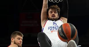 Türkiye basketbol ligi takımlarından anadolu efes'de oynamaktadır. Barcelona Signing Sertac Sanli Eurohoops