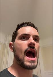 Please someone send a cure #wicked