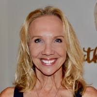 Tessa Abbott's Instagram, Twitter & Facebook