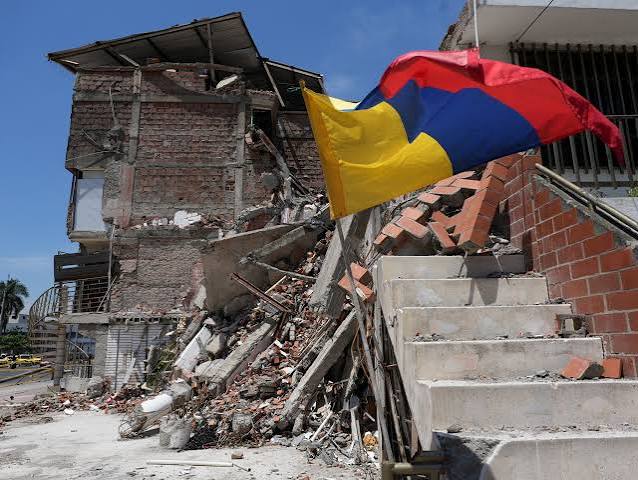 Un sismo de magnitud 5 y varias réplicas sacudieron la capital de Costa Rica