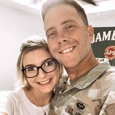 Tori Martin and Dan Huggins's Wedding Website