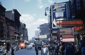 Harry schneck opened city radio on cortlandt street in 1921, and eventually, the area held several blocks of electronics stores, with cortlandt street as its central axis. 50 Amazing Color Photos Capture Street Senes Of New York In The 1960s Vintage Everyday