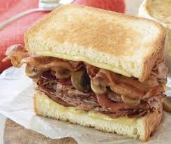 Recette Sandwich Au Rosbeef Bacon Et Champignons De Maman Food Bacon Stuffed Mushrooms Roast Beef