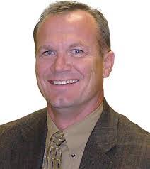 Daniel Diedrich's Instagram, Twitter & Facebook