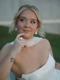 Picture ready!! 📸 Beauty and makeup has no age limit! Absolutely  gorgeous!! 💖💖🥰 #softglam #beautiful #makeup