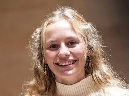 Flora Ofelia fra ”Ulven kommer”: Jeg vil leve af film