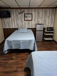 Near the intersection of burnham dr and jungle inn rd; Sunset Valley Resort Rooms Pictures Reviews Tripadvisor
