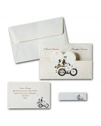 Queste possono essere realizzate anche con il fai da te, in modo da 4. Partecipazione Sposi In Moto 1 P8126 C3
