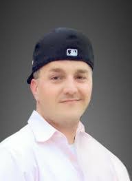 Dustin Troxell's Instagram, Twitter & Facebook