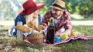 Ich schlug nanny vor, mit den kindern am fluss zu picknicken. Was Schmeckt Beim Picknick