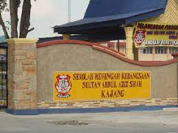 Laporkan profil ini perihal communicative, creative and competitive area manager with almost 10 years of retail experience. Smk Sultan Abdul Aziz Shah Kajang