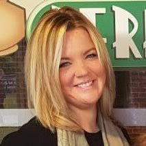 Taryn Mills's Instagram, Twitter & Facebook