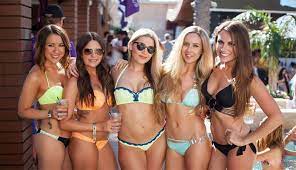 2022 pool parties, nightclub evevents and memorial day weekend. Las Vegas Pool Parties Schedule 2021 Dayclubs Reopening