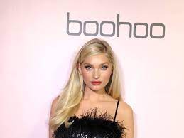 She walked for big names from the fashion industry like dior and dolce & gabbana. Elsa Hosk Shuts Down The Red Carpet With A Set Of Supermodel Abs Vogue