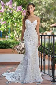 T212003 Romantic Embroidered Lace Strapless Wedding Dress With Sweetheart Neckline Trendy Wedding Dresses Wedding Dress Brands Wedding Dress Couture