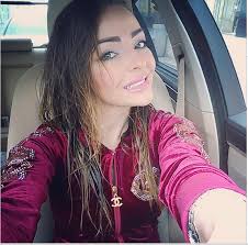 فيديو زين كرزون تم تداوله عبر العديد من الصفحات على مواقع التواصل الإجتماعي الأمر الذي جعلها تتعرض للعديد من الإنتقادات الحادة من المتابعين الفلسطينيين والعرب مؤكدين أن دور المؤثرين حاليا مهم جدا لإيصال ما يجري في فلسطين خاصة وأن لديهم متابعين بالملايين. Ø²ÙŠÙ† ÙƒØ±Ø²ÙˆÙ† Ø§Ø­ØªØ±Ù…ÙˆÙ†ÙŠ Ø¨Ø§Ù„Ø³Ø¬Ù† Ø´Ø§Ù‡Ø¯ ÙˆØ§Ø­Ø©