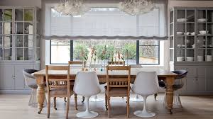 Curtains which reach the bottom of the windowsill are perfect for a bedroom, petite dining room, or kitchen. 20 Dining Areas With Roman Shades Home Design Lover