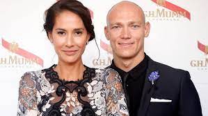 Find out more about michael klim, see all their olympics results and medals plus search for more of your favourite sport heroes in our athlete database. Michael Klim To Lindy Klim In Social Spat