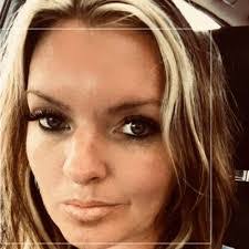 Kimberly Boutin's Instagram, Twitter & Facebook