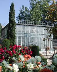 Chiffres d'affaires, bilan et résultat. Les Tresors Du Jardins Des Plantes De Rouen Jardins De France
