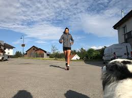 In 1988, ernst august unsuccessfully claimed custody of his infant nephew otto heinrich, son of his younger brother, prince ludwig rudolph of hanover. Chantal Duringer Schwarz Auf Weiss