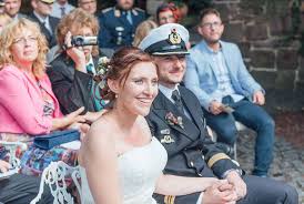 Im magazin findest du natürlich auch tolle hochzeitslocations in nrw. Hochzeitsfotograf Bad Emstal Hochzeit Im Landgasthof Der Grischafer