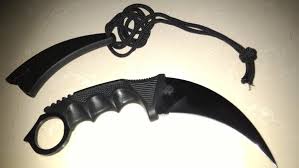 Kerambit adalah pisau genggam kecil berbentuk melengkung khususnya indonesia. Jual Pisau Kerambit Karambit Krambit Ala Tradisional Honshu Fighter Crossfire Counterstrike Gta Pes 2016 Point Blank Fallout Call Of Duty Combat Arms Extreme Black Ops Cek Harga Di Pricearea Com