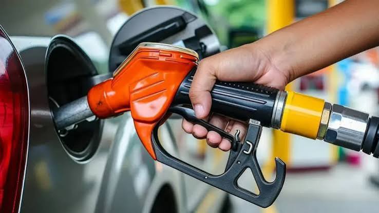 Benzin, Mazot ve LPG Fiyatları: Cüzdanımızı Etkileyen Güncel Durum