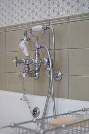 Neben der funktionsfähigkeit wird vor. Nostalgische Badewannenarmatur Badewannenarmatur Traditionelle Bader Armaturen