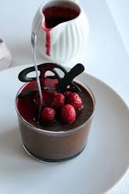 Marquise Au Chocolat Noir Whisky Et Son Coulis De Framboises Marquise Au Chocolat Coulis Framboise Chocolat