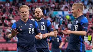 Im fußball live ticker werden heute die wichtigen spielszenen kompakt zusammengefasst. Fussball Em 2021 Christian Eriksen Finnland Gewinnt Gegen Danemark Welt