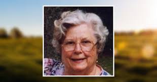 Dena Bruce's Instagram, Twitter & Facebook