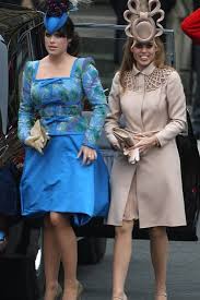 A mulher do príncipe harry aproveitou o é essa a razão pela qual os york, príncipe andré, sarah ferguson, beatrice e, claro, a própria eugenie, não podem ouvir falar em meghan. Chapeu Usado No Casamento De William E Kate Vira Sensacao Na Internet Bizarro Extra Online