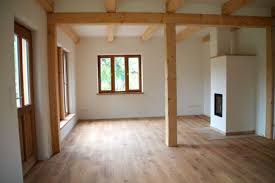 Wohnkuche Mit Holzbalken Lehmputz Holzofen Wandheizung In Gottingen Lehmputz Wandheizung Holzofen Wand