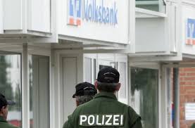 Filiale filderstadt bernhausen aicher straße 26 70794 filderstadt. Filderstadt Bankrauber Auf Der Flucht Gefasst Polizeibericht Stuttgarter Nachrichten