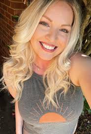 Samantha Dennis • Facebook