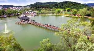 Dan saat musim panas biasanya orang korea lebih meski bingsu adalah hidangan dingin yang paling populer di korea, namun tidak semua orang bisa membuatnya sendiri di rumah, selain itu. Musim Panas Di Korea Selatan Jangan Lupa Ikut 4 Festival Ini