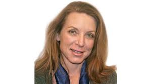 Leslie Rowland named creative director of Picture Source Somerset