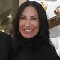 Kimberly Thomsen's Instagram, Twitter & Facebook