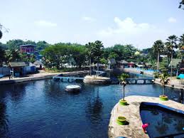 Kalau berbicara tiket masuk wisata, sobat tak perlu khawatir sebab dijamin murah deh berlibur kesana. 10 Kolam Renang Di Malang Info Lokasi Harga Tiket Dan Jam Buka Tutup