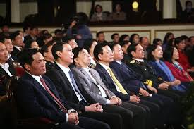 Lck mùa xuân 2021 đã chọn ra 3 đội hình tiêu biểu của giai đoạn vòng bảng, song faker không được lựa chọn dù t1 nằm trong nhóm 4 đội mạnh nhất. ChÆ°Æ¡ng Trinh Xuan TrÆ°á»ng Sa Tri An Nhá»¯ng NgÆ°á»i Linh Canh Giá»¯ Biá»ƒn Ä'áº£o