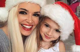 Daniela katzenberger könnte nicht stolzer sein. Awww Sophia So Suss Ist Die Tochter Von Daniela Katzenberger